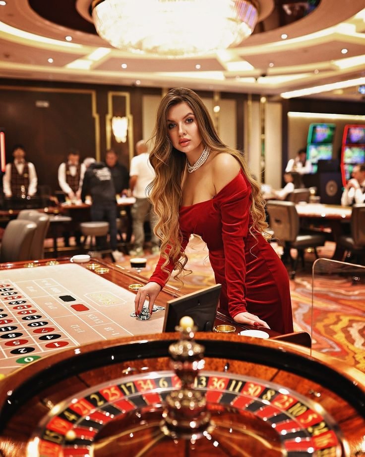 Pengguna melakukan login ke aplikasi bikhoki untuk mengakses live casino dengan aman